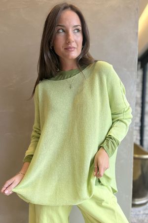 Conrad Slouch Cotton Knit Apple